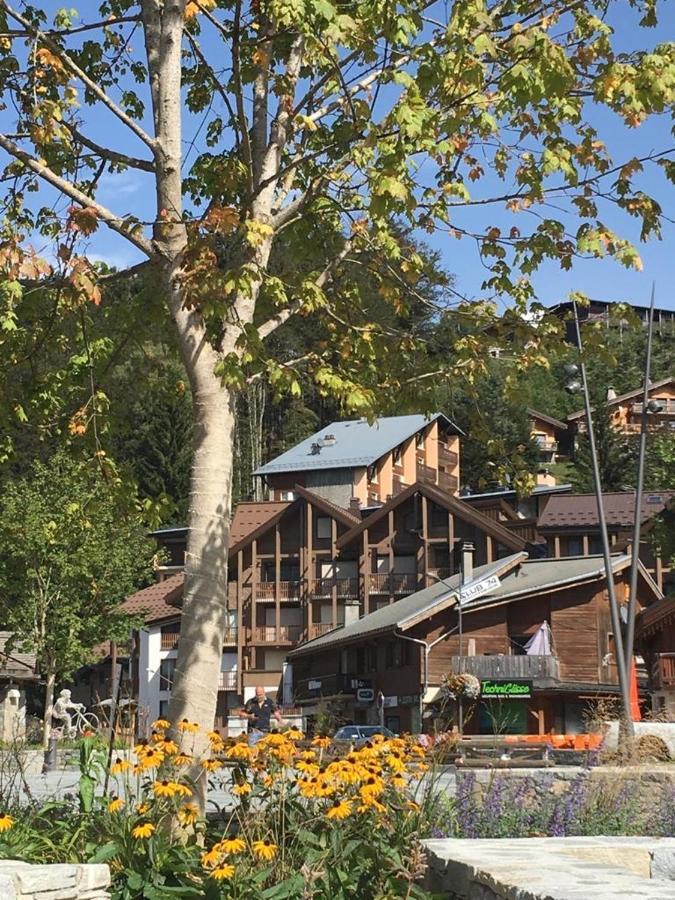 Appartamento Les Carroz D'Araches Esterno foto